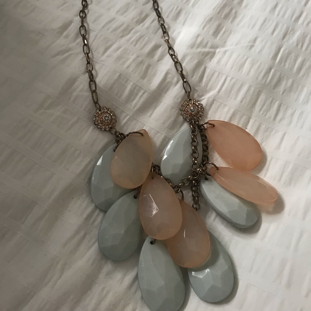 Bulky necklace
